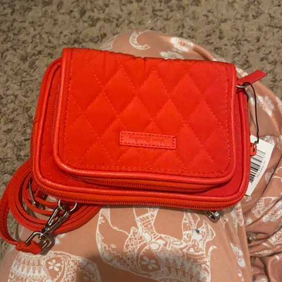 Handbags - Nwt Vera Bradley purse mini